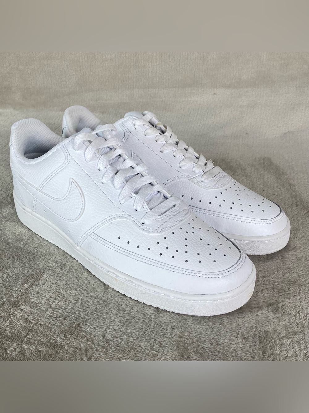Nike Court Vision Low‎ Men's Sneakers Shoes Size 10 Triple White Leather NEW
